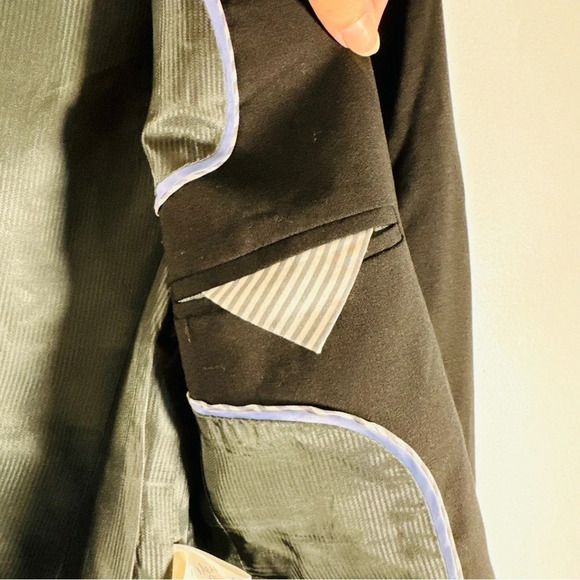 Banana Republic Two Button Black Classic Career Wool Blazer Size Women's 4 - Picture 7 of 8